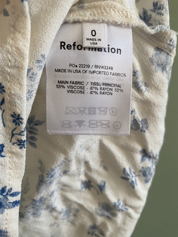 出reformation碎花裙0码