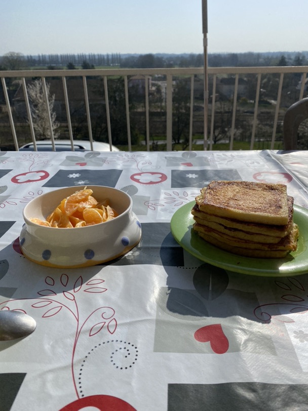 沐浴阳光下的早餐🥣