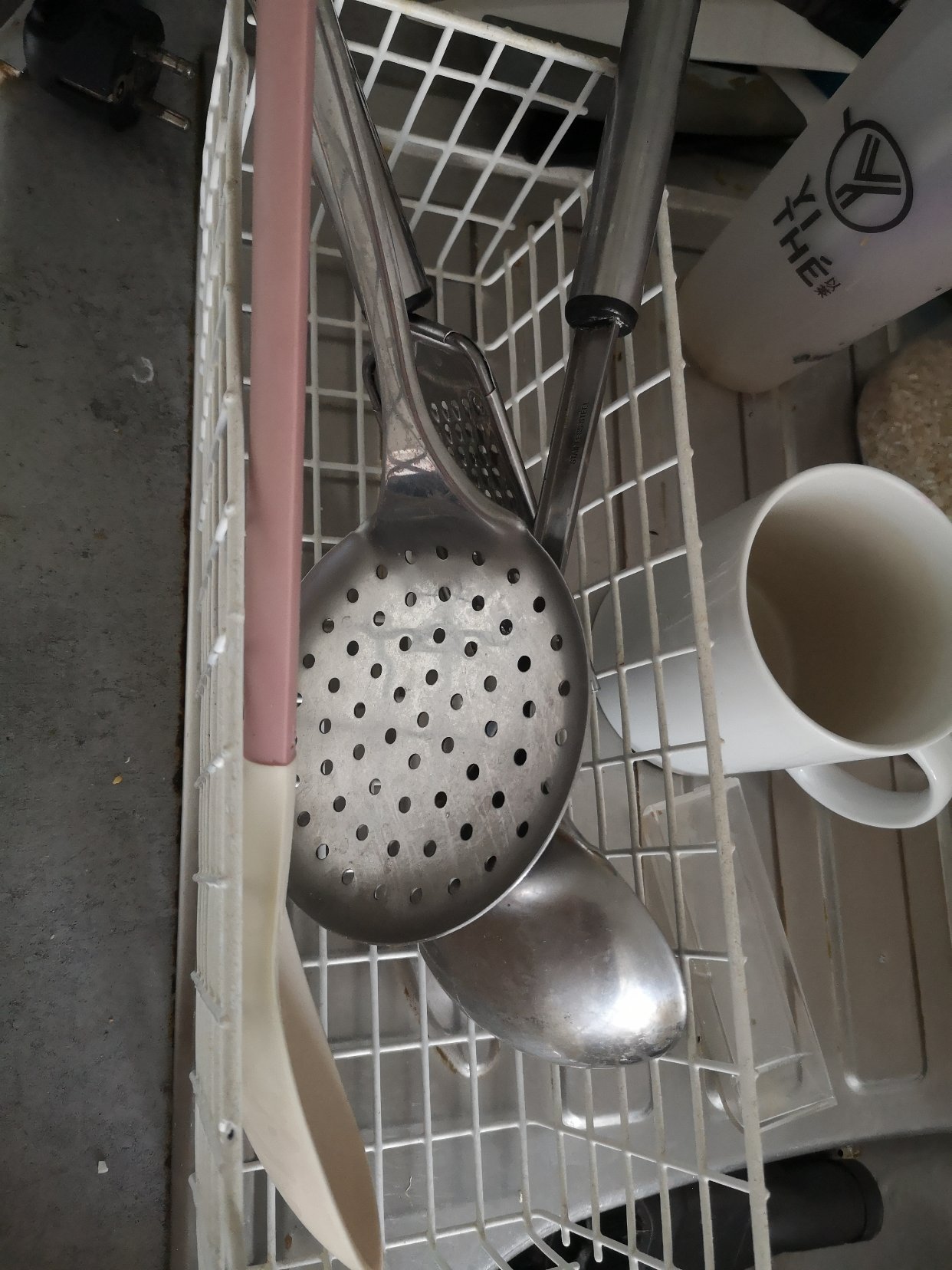 卖一堆衣架＋打蛋器