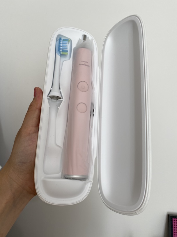 出全新飞利浦牙刷HX993P