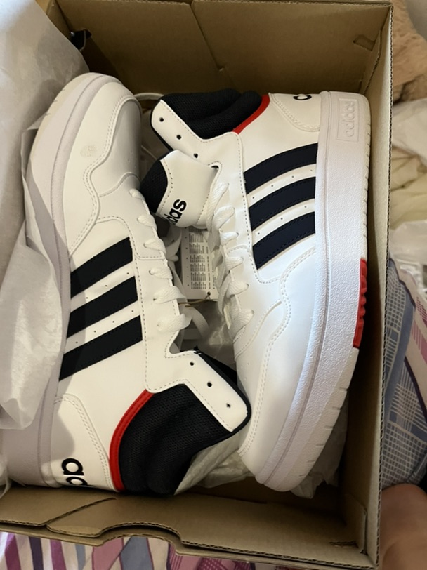 adidas折扣～^_^