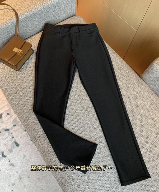 出全新Muji加绒弹力修身牛仔裤