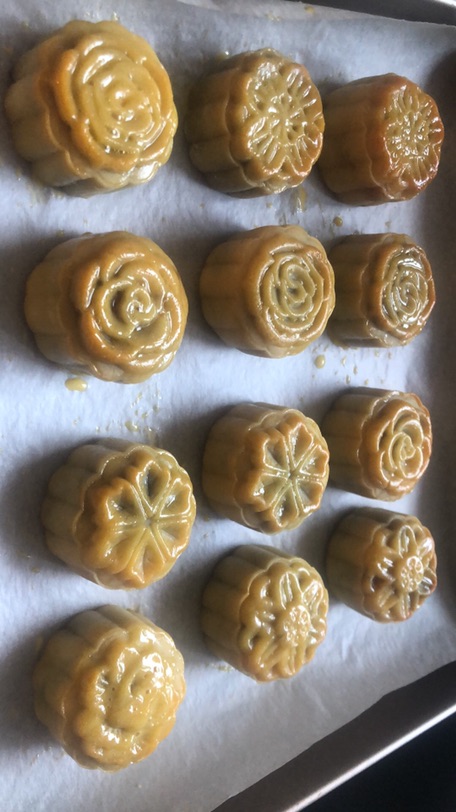 🎑🥮豆沙咸蛋黄月饼和冰皮月饼