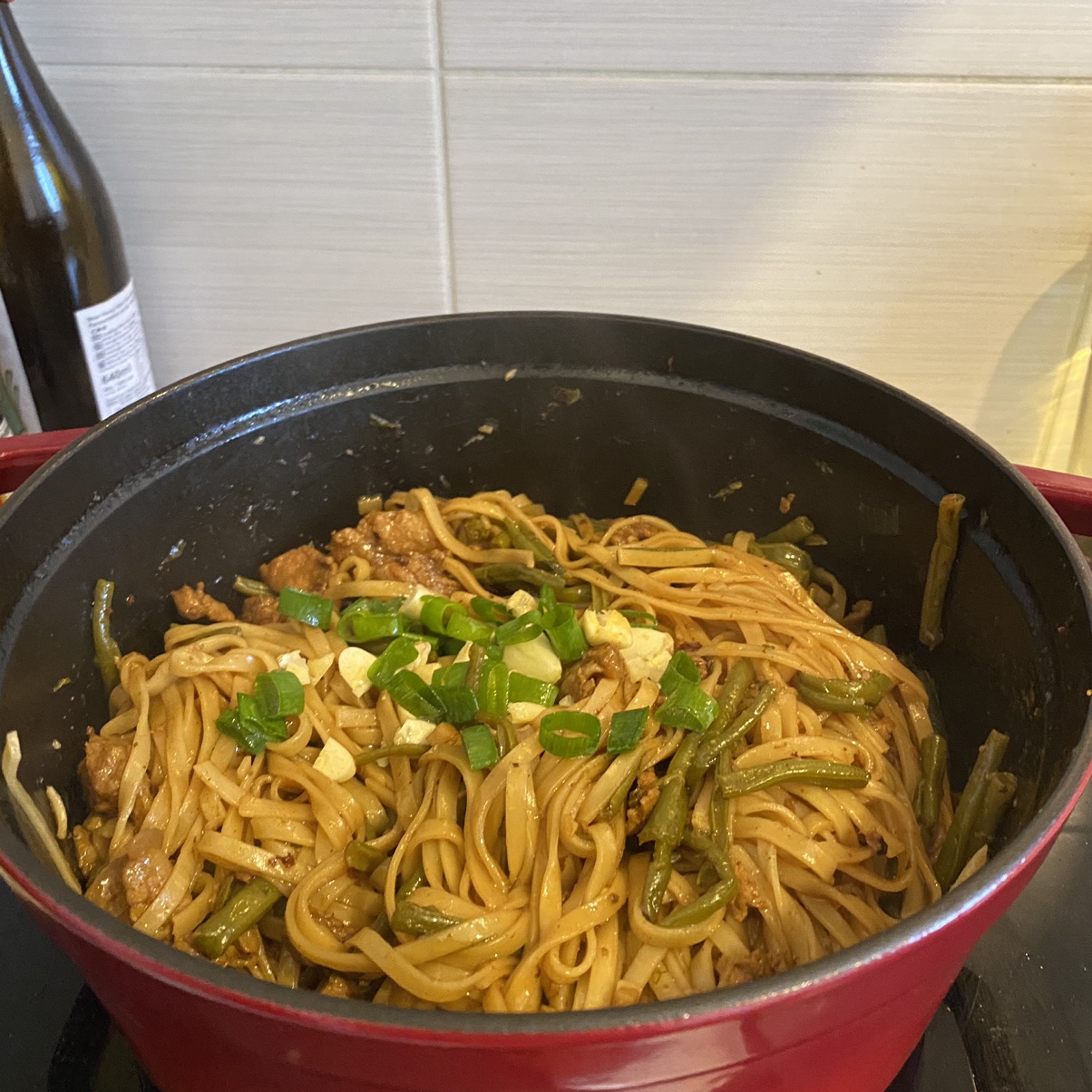 今日份的高碳水摄入：豆角焖面