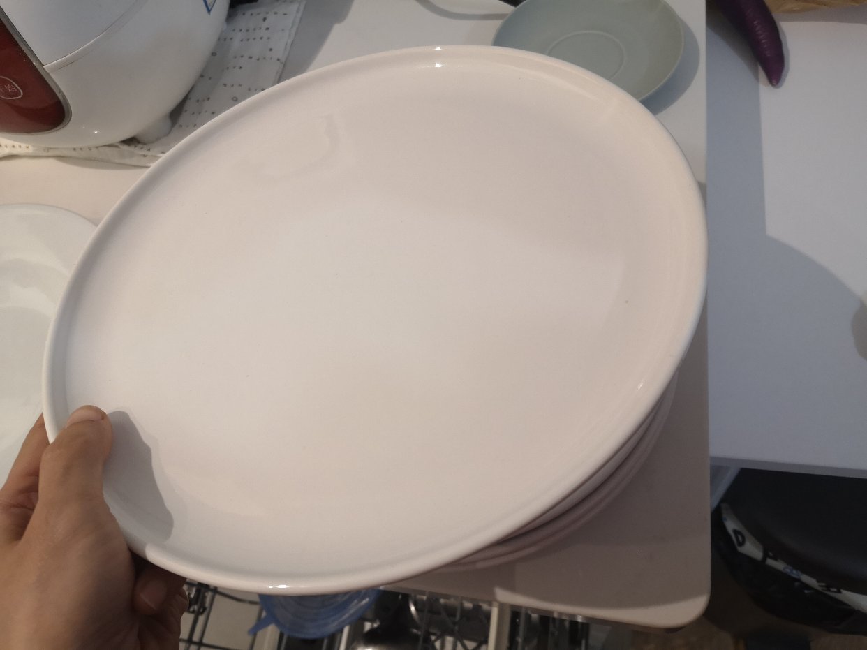 卖一堆盘子