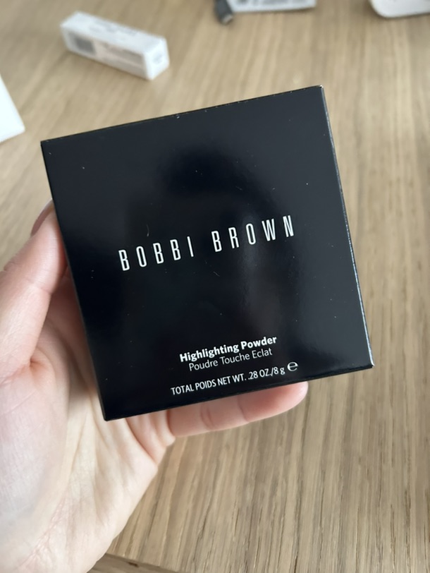 转一盘bobbi brown五花肉高光全新8g