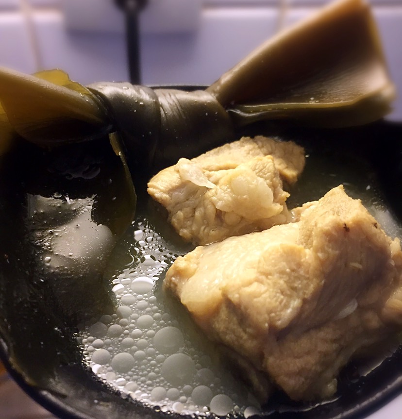 老板！大碗卤面～