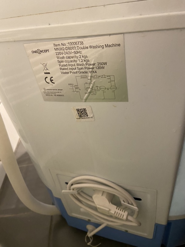 九成新迷你半自动洗衣机 双筒