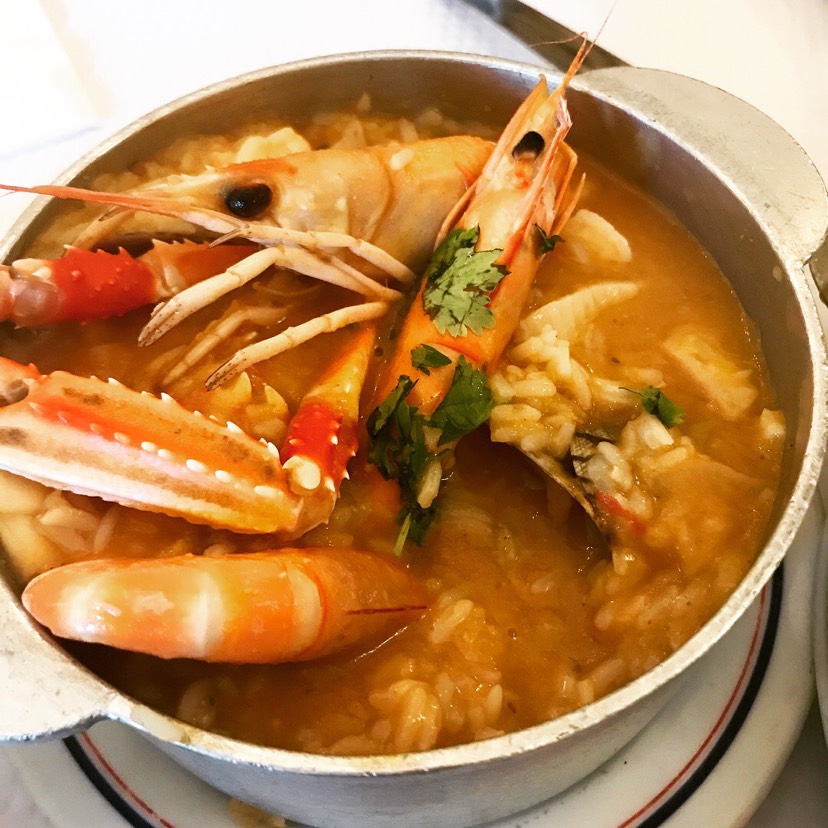 里斯本的蛋挞和海鲜饭，棒呆！