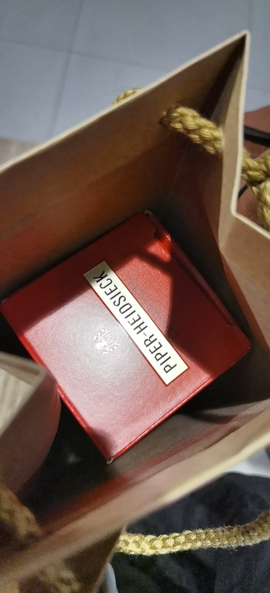 老佛爷会员卡领取香槟酒