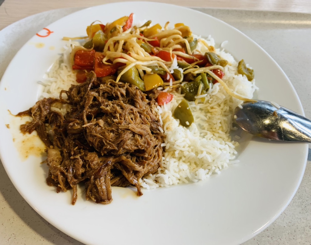 食堂的亚洲美食？！