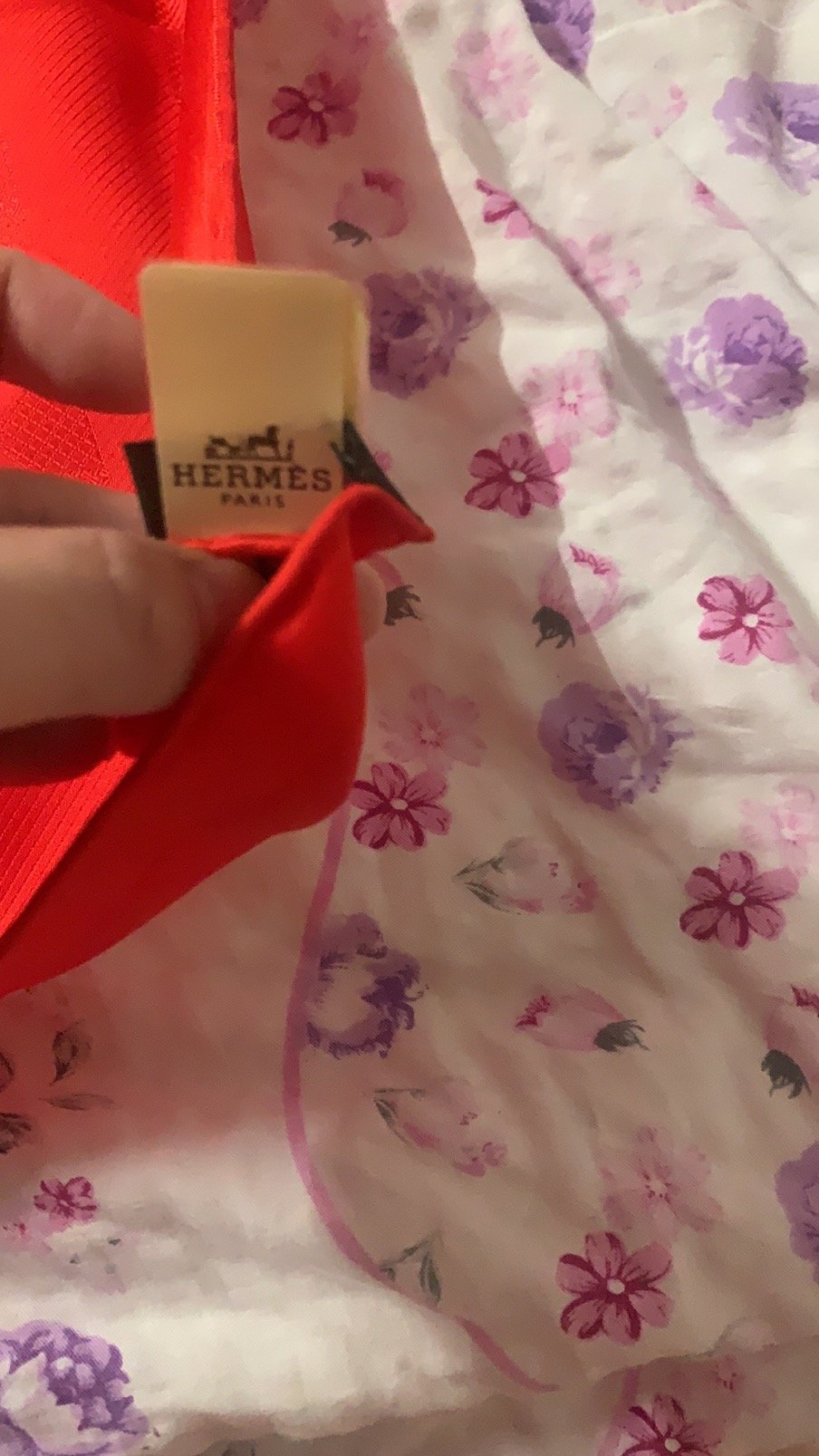 出条hermès 丝巾