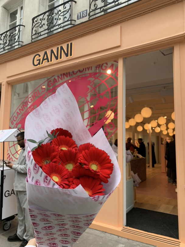 Ganni Marais 店一生黑