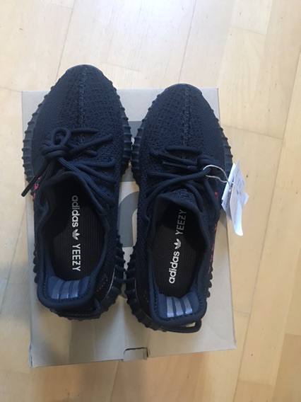 yeezy 350 black red