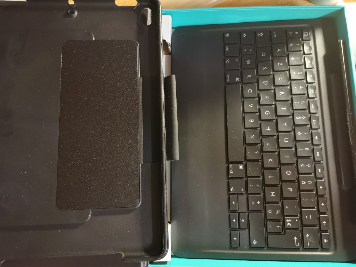 出罗技ipad保护壳，可拆键盘