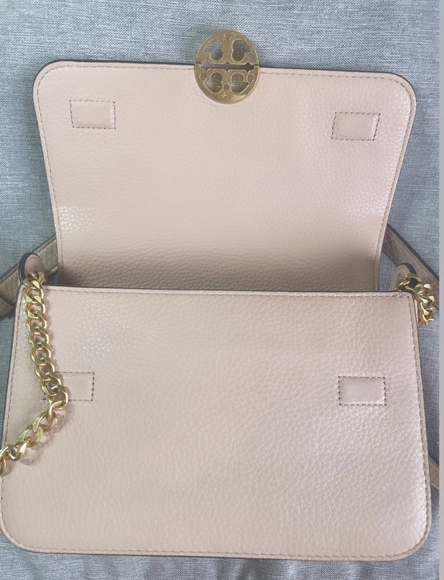 出Tory Burch 锁链包