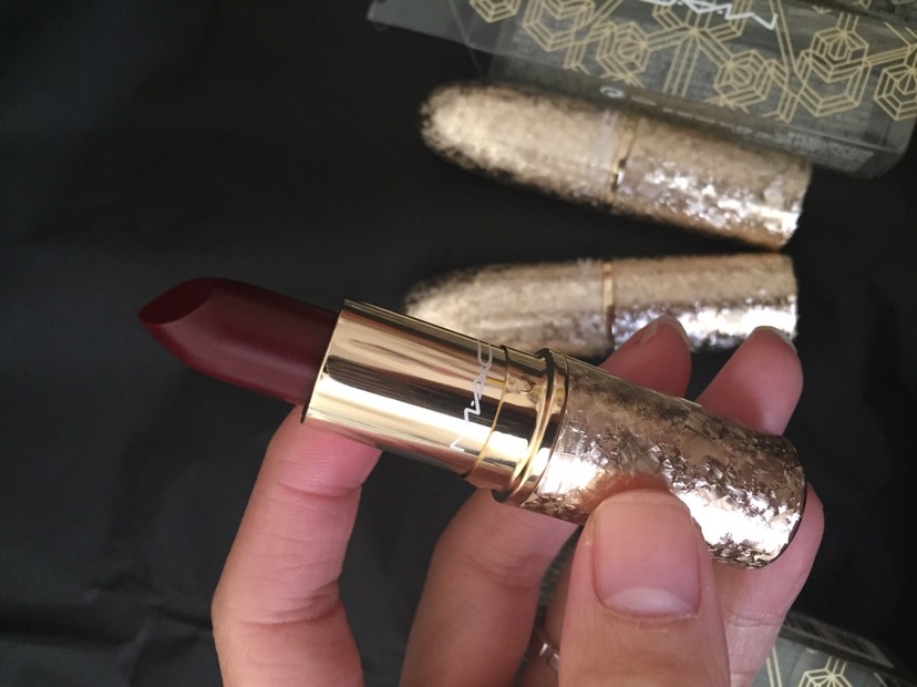 Mac圣诞elle belle给zoe小姐姐的试色哈哈哈哈 