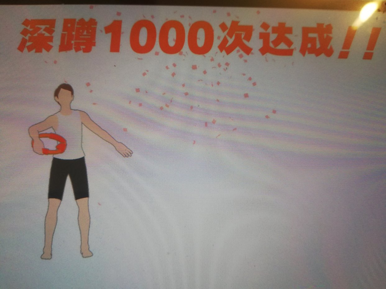 半年来方便生活最多的必须是投影仪了