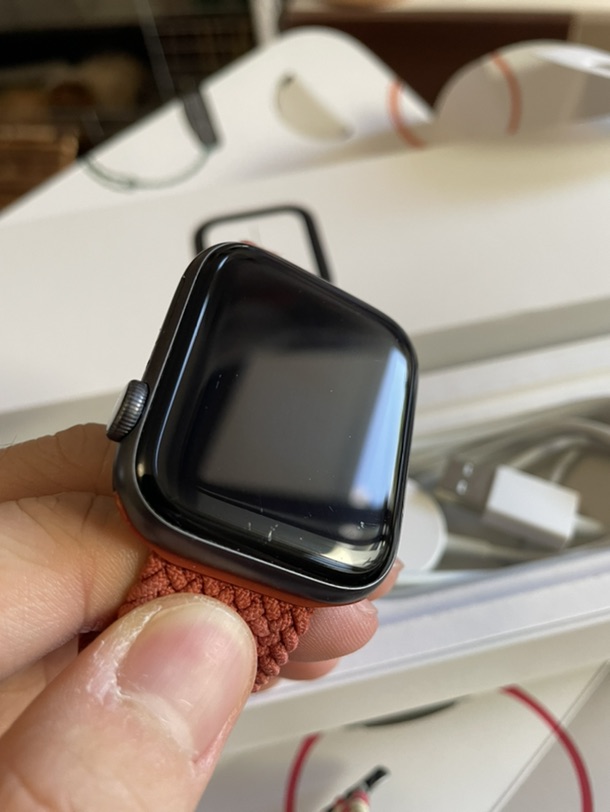 apple watch series 4 44mm 已出