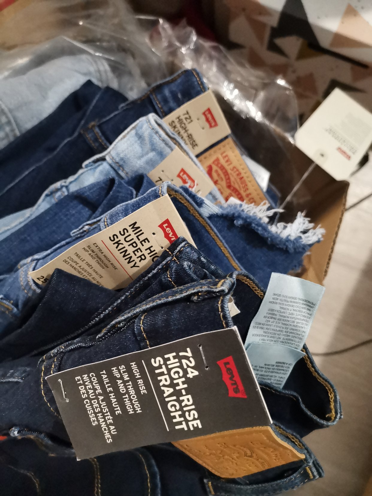 Levi's布阵