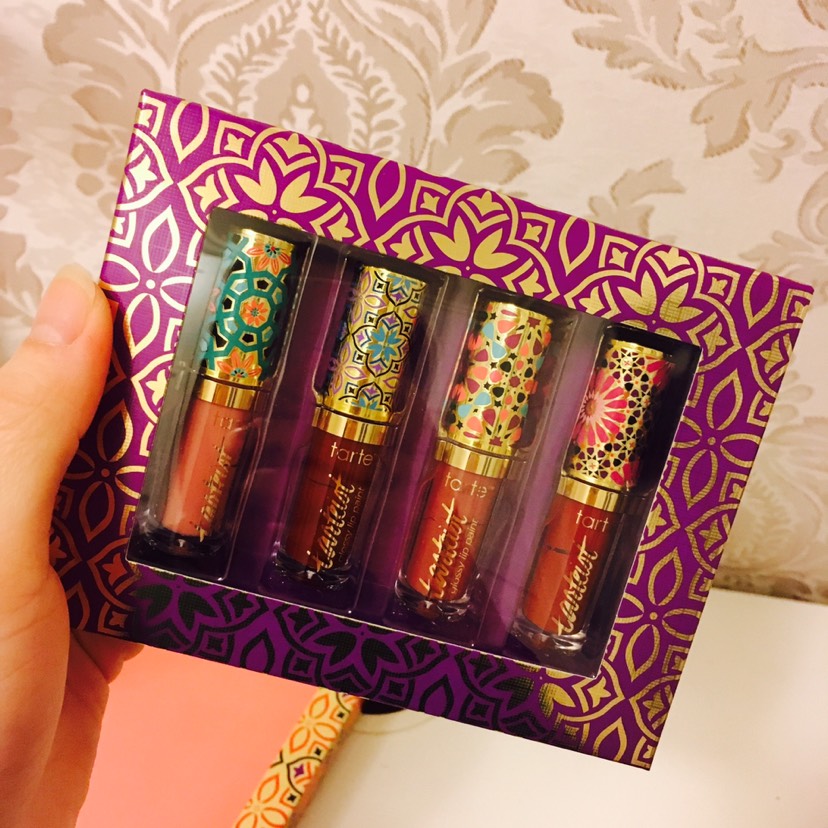 有没有小仙女来分享买多的tarte礼盒啊