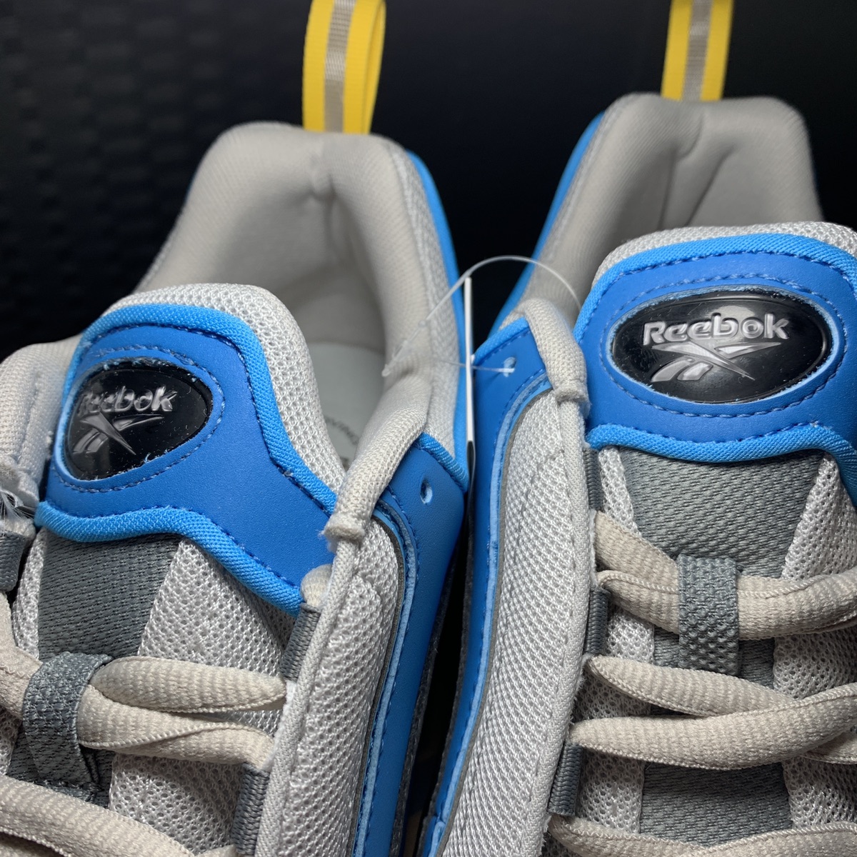 闲置全新reebok