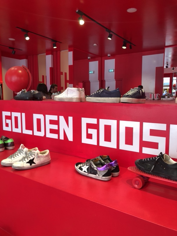 天气好棒 适合去河谷shopping