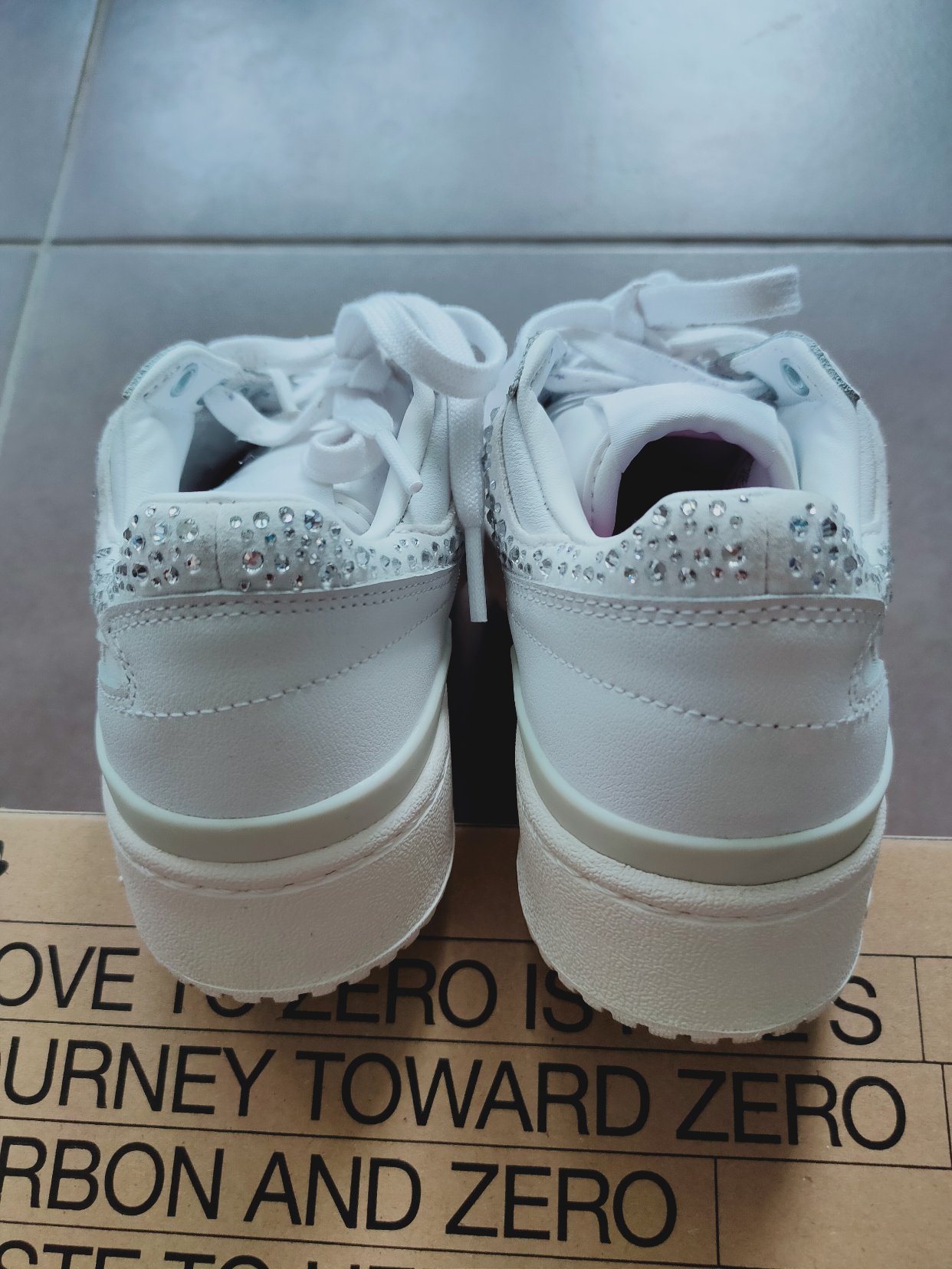 出36码adidas鞋