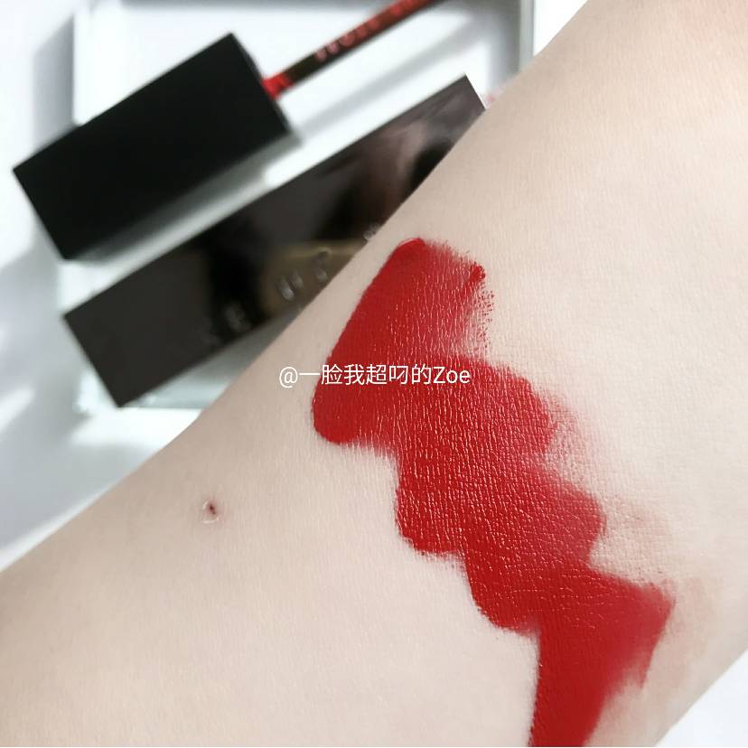 显白又气质，这支凯特王妃御用的品牌唇釉你值得一试