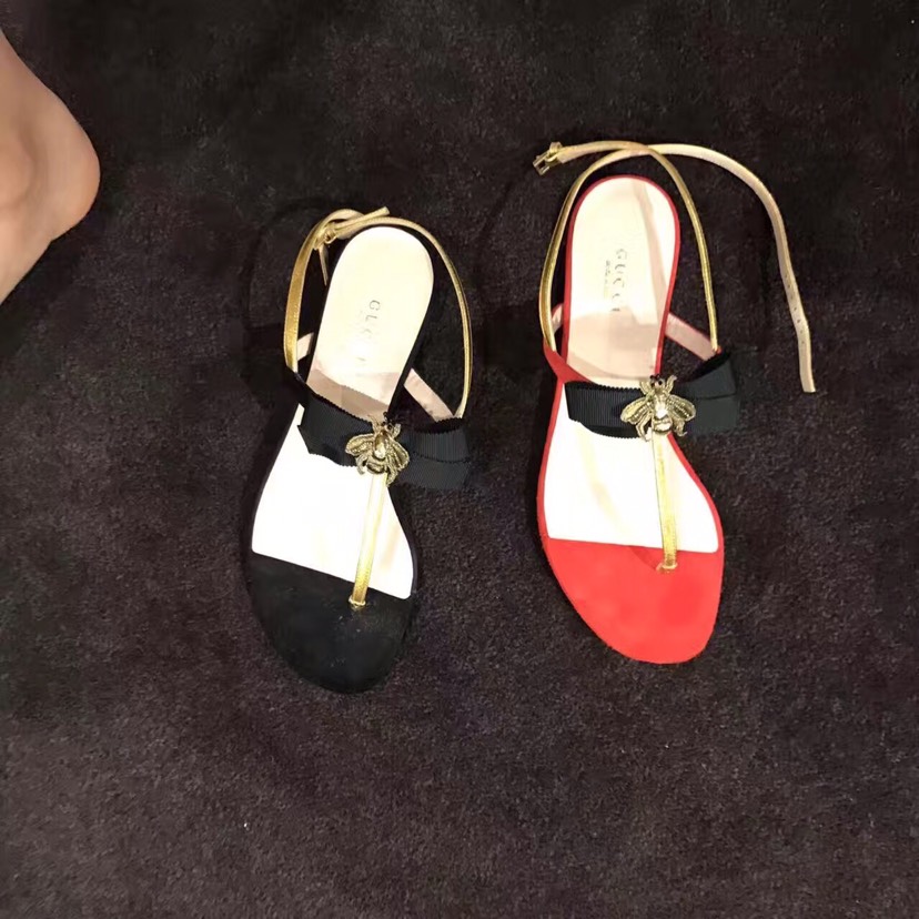 Gucci小白鞋 凉鞋/意大利The Mall打折村