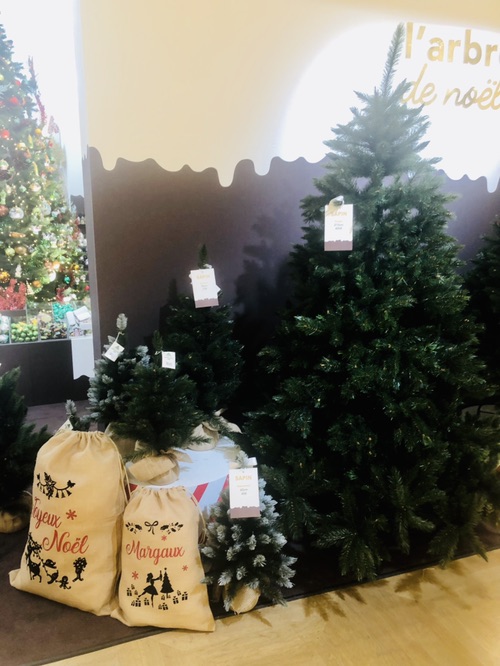 le Bon Marché 可真好看啊 🎄 🤶 