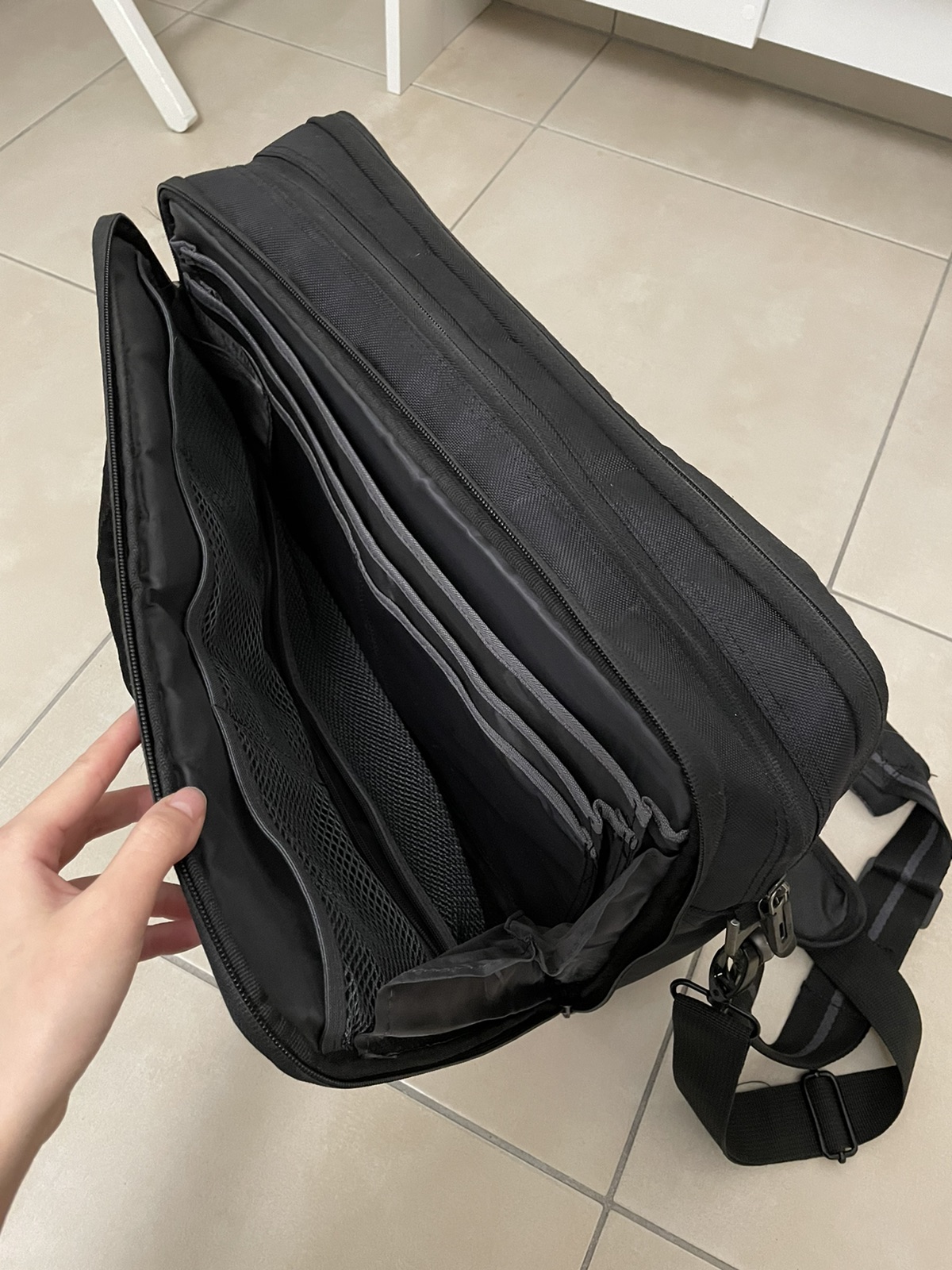 出闲置｜DELL超大容量电脑包公文包