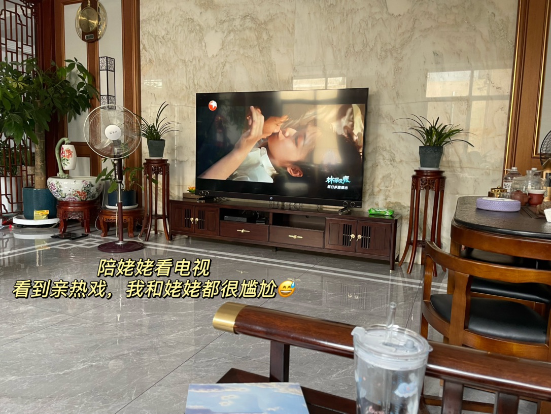 酱香饼的plog｜兑了鸡汤的生活麻辣烫