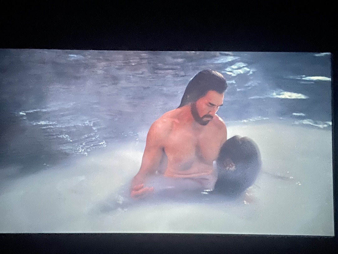 一个人跑去电影院疯狂吸daddy😌