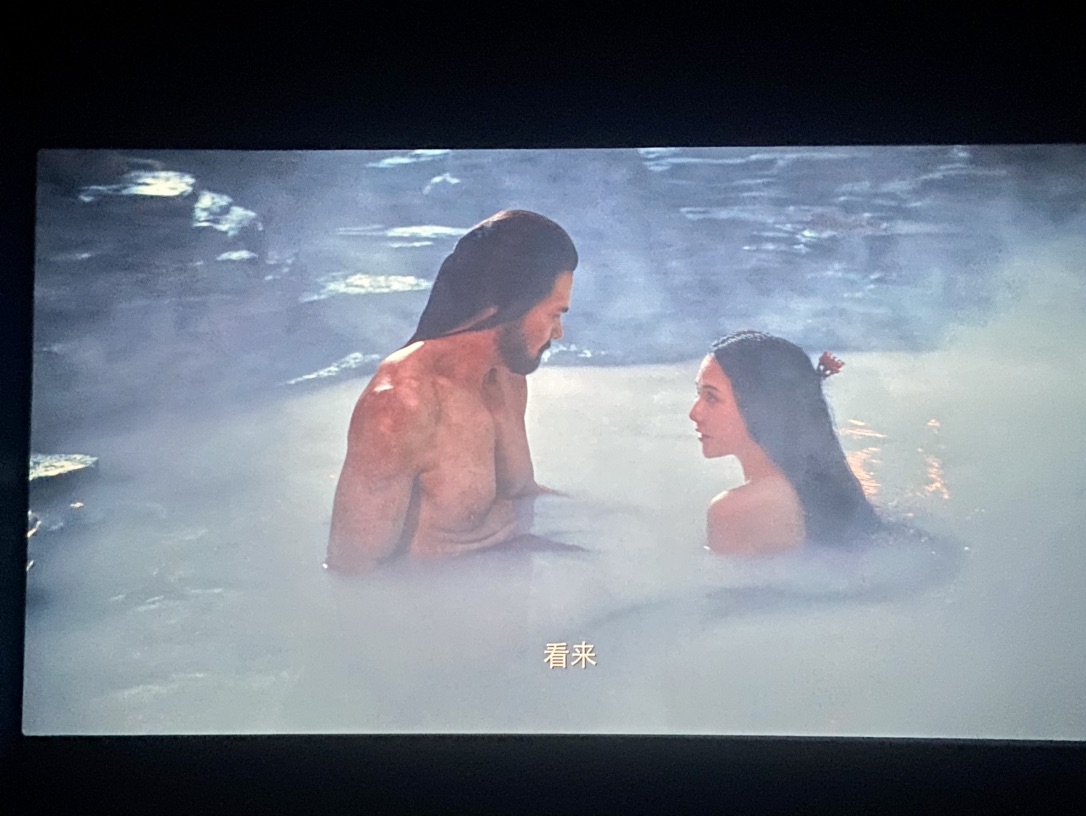 一个人跑去电影院疯狂吸daddy😌
