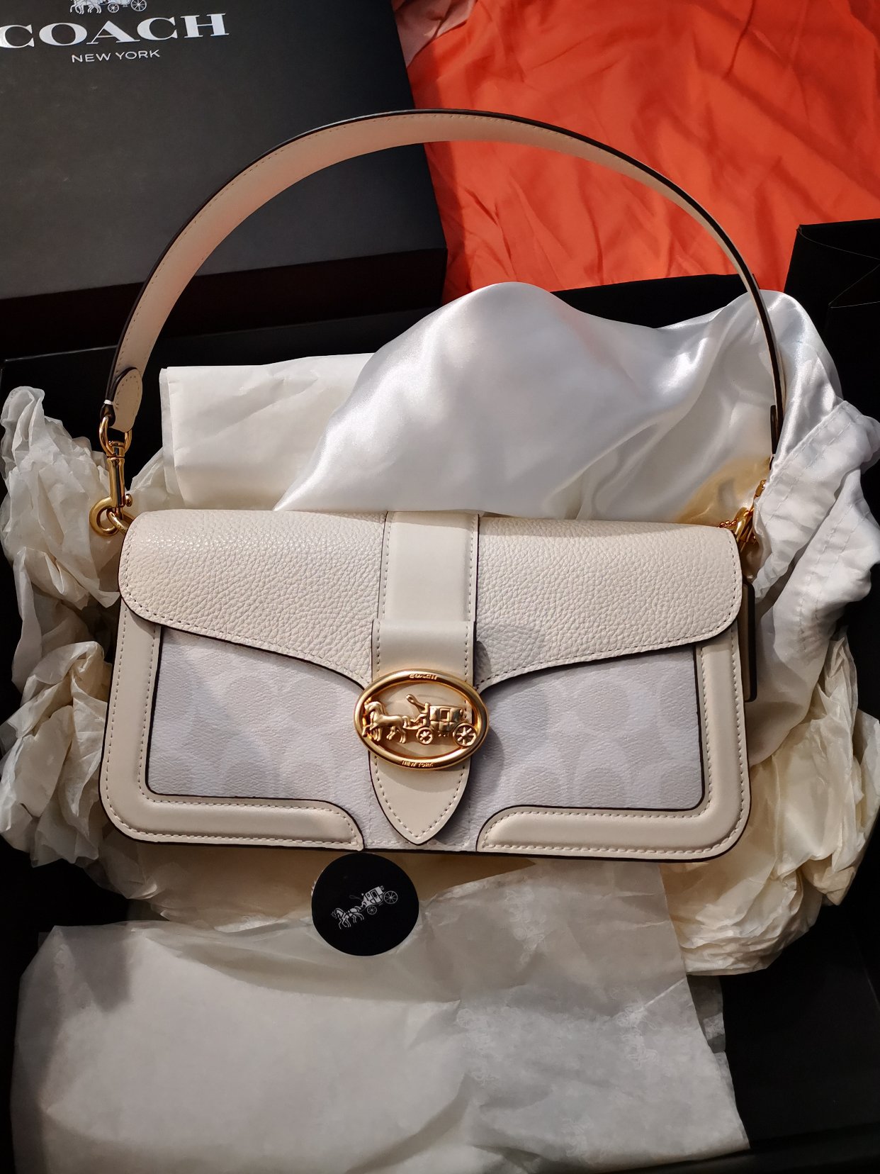 Coach收货🥳好棒，拆礼物