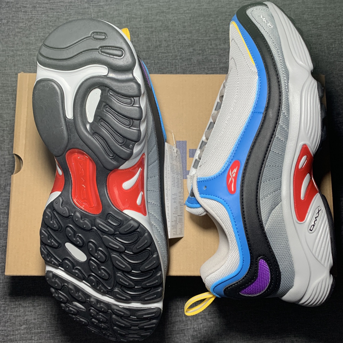 闲置全新reebok