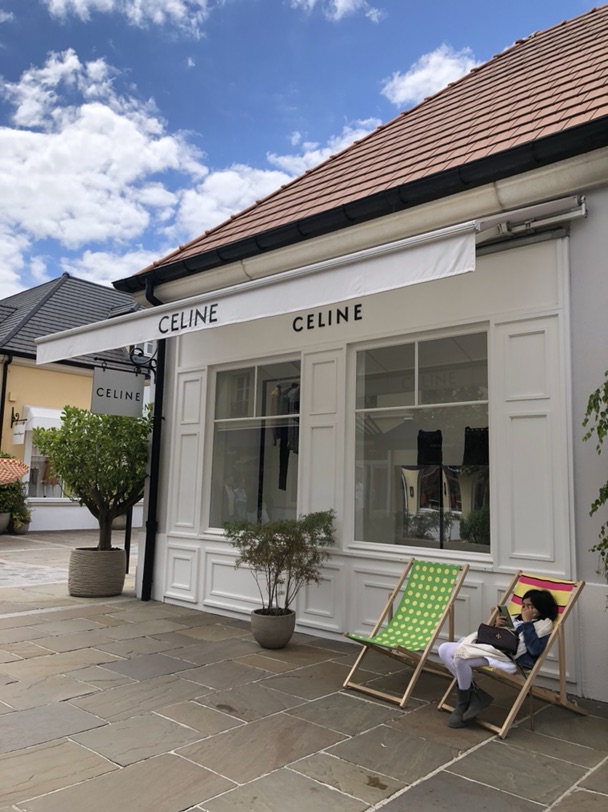 天气好棒 适合去河谷shopping