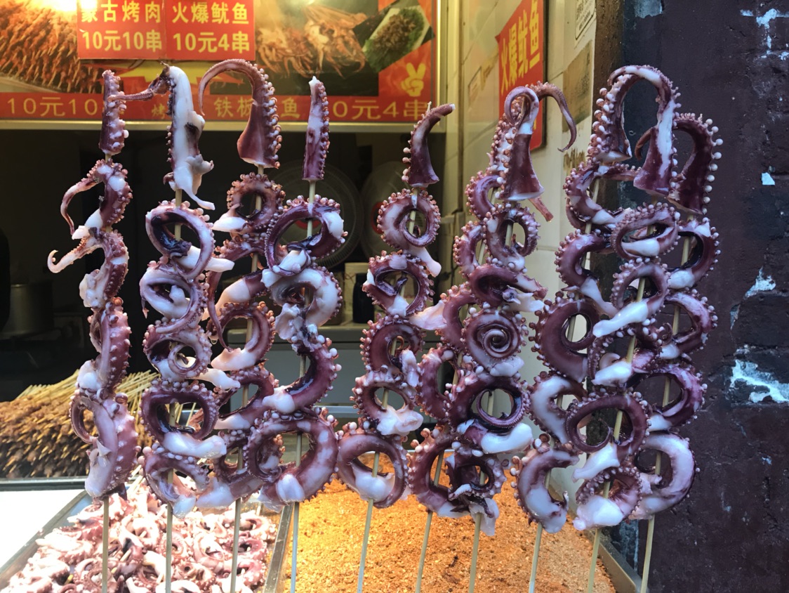 勒是雾都....